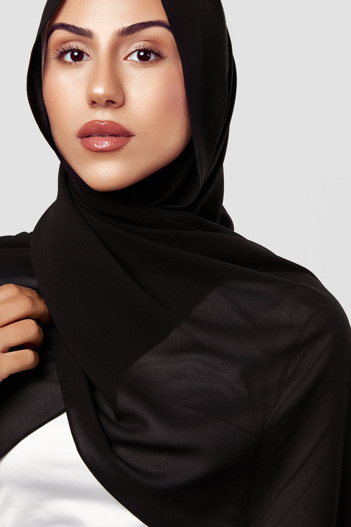 Basic Luxe Chiffon Hijab- Maya - Image 3