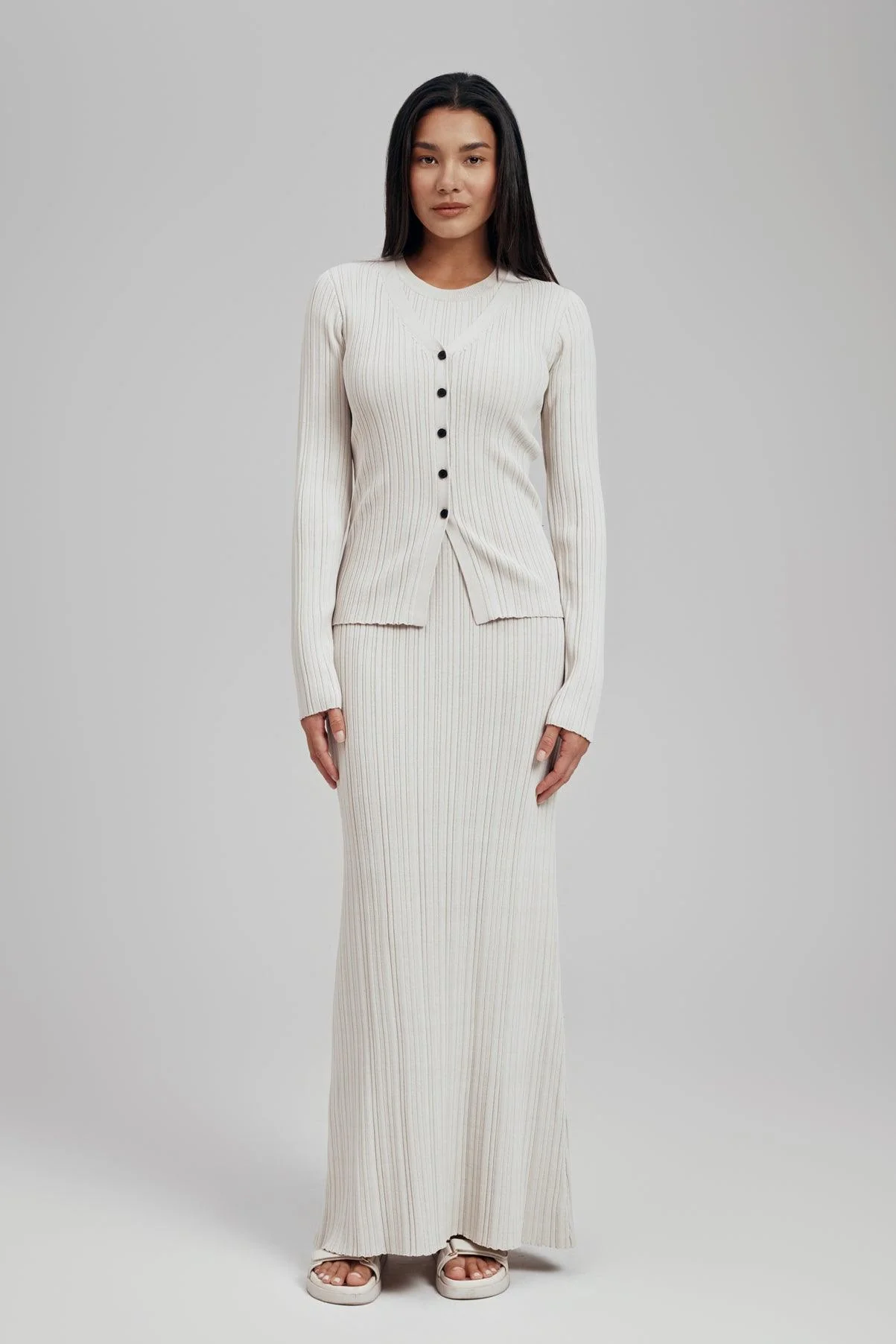 Ezra Short Sleeve Ribbed Knit Maxi Dress - Image 10