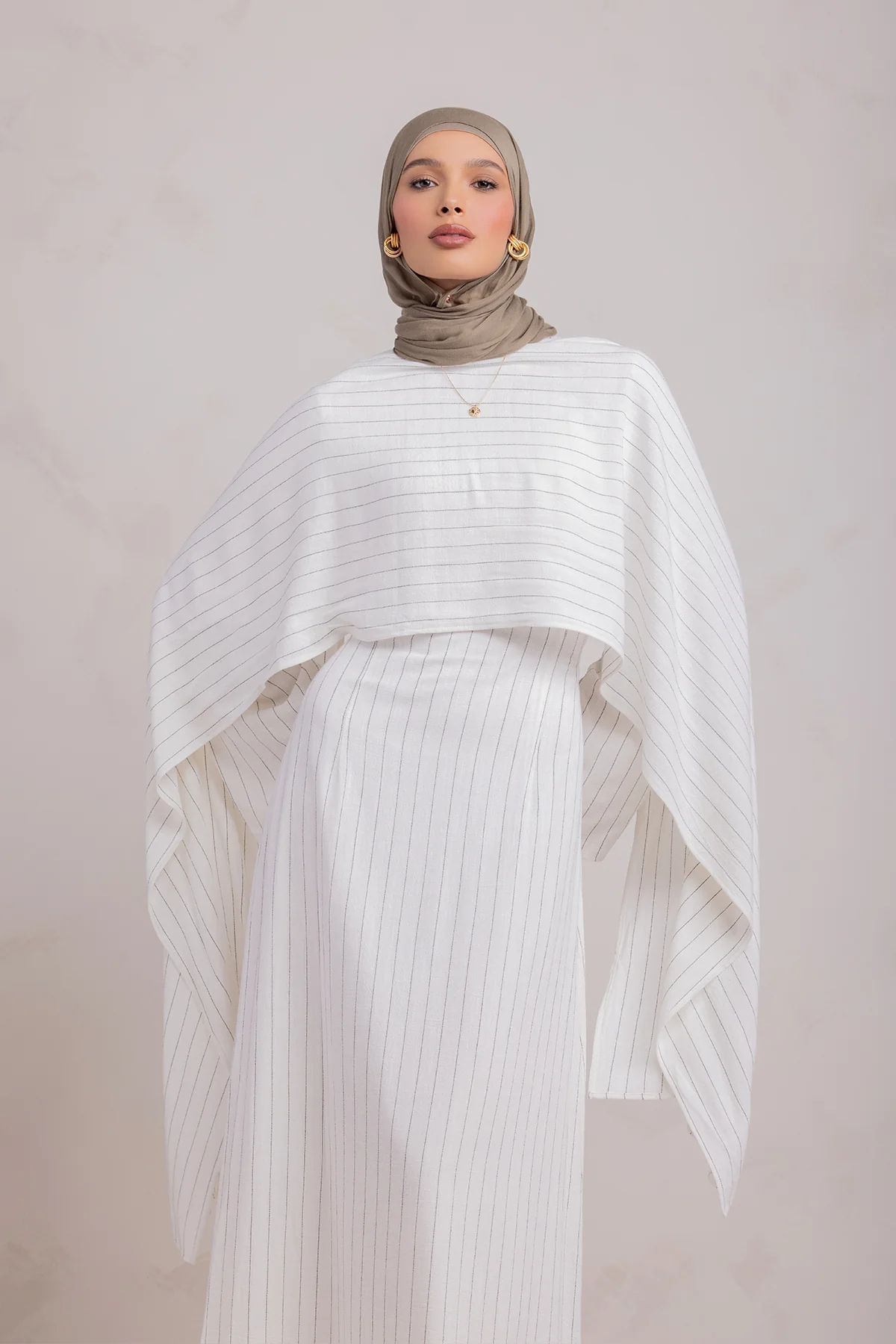 Huda Everyday Cape Dress - Oasis - Image 6