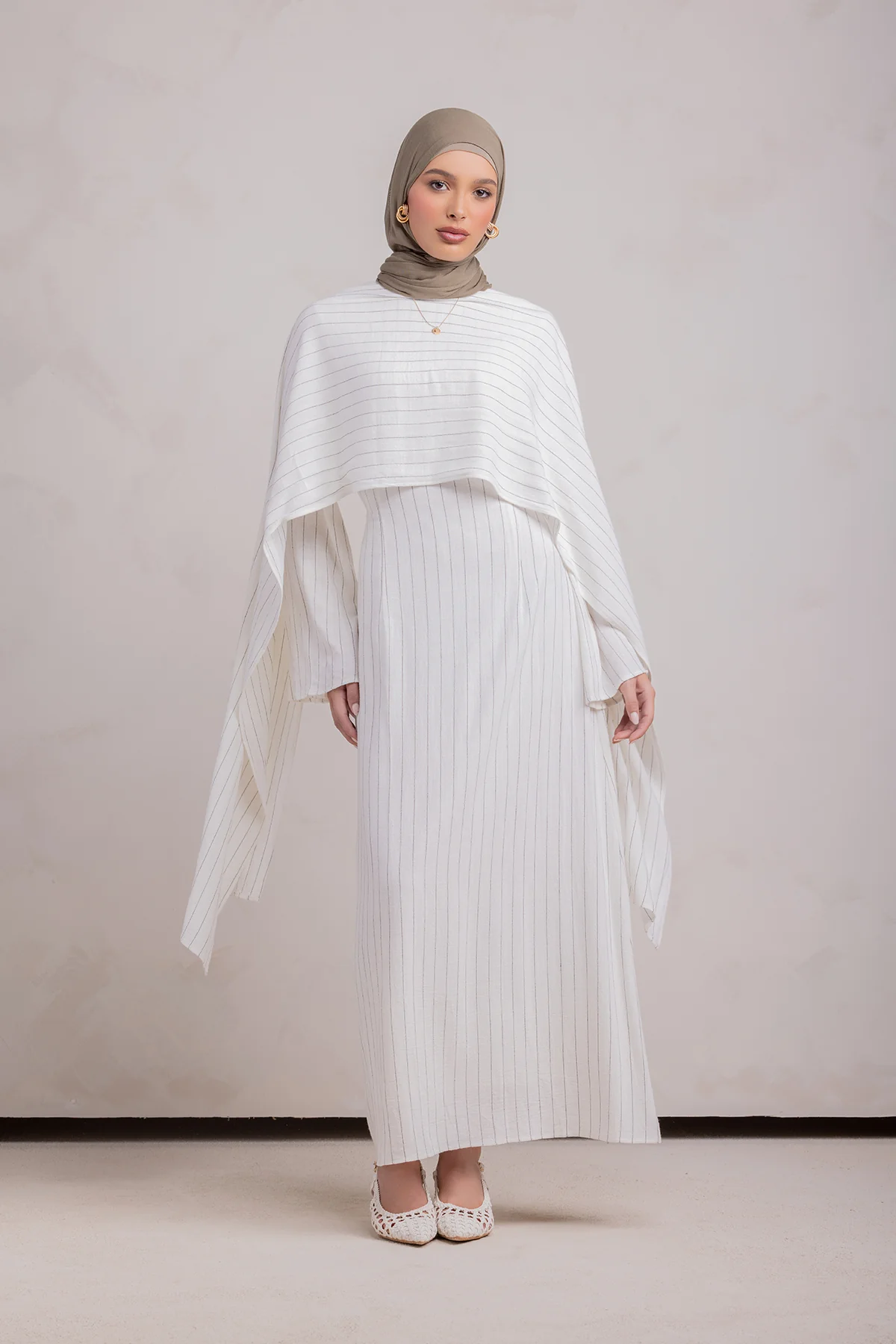 Huda Everyday Cape Dress - Oasis - Image 8