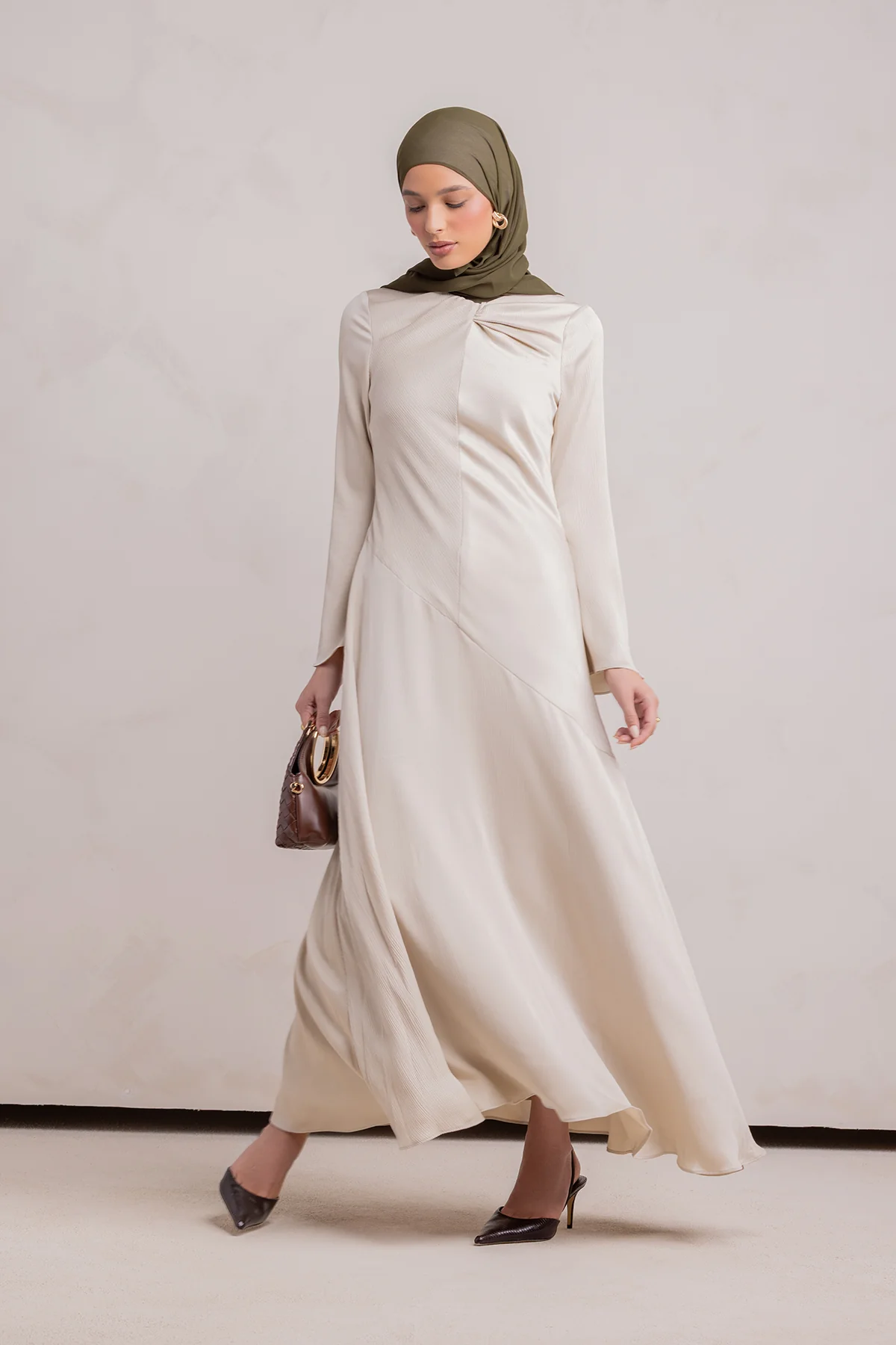 Irva Long Sleeve Maxi Dress-Sandstone - Image 6