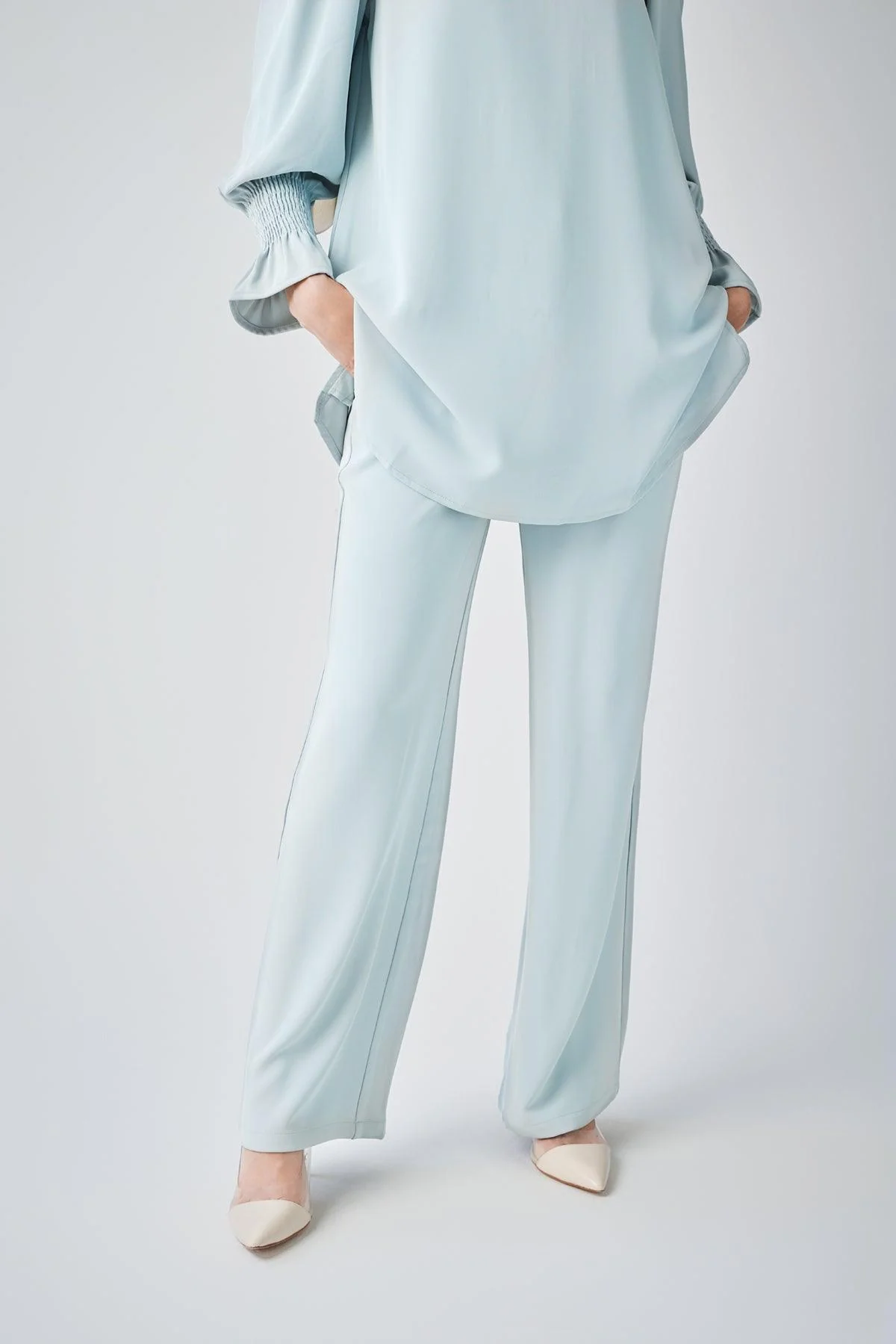 Lana Everyday Pant - Powder - Image 3