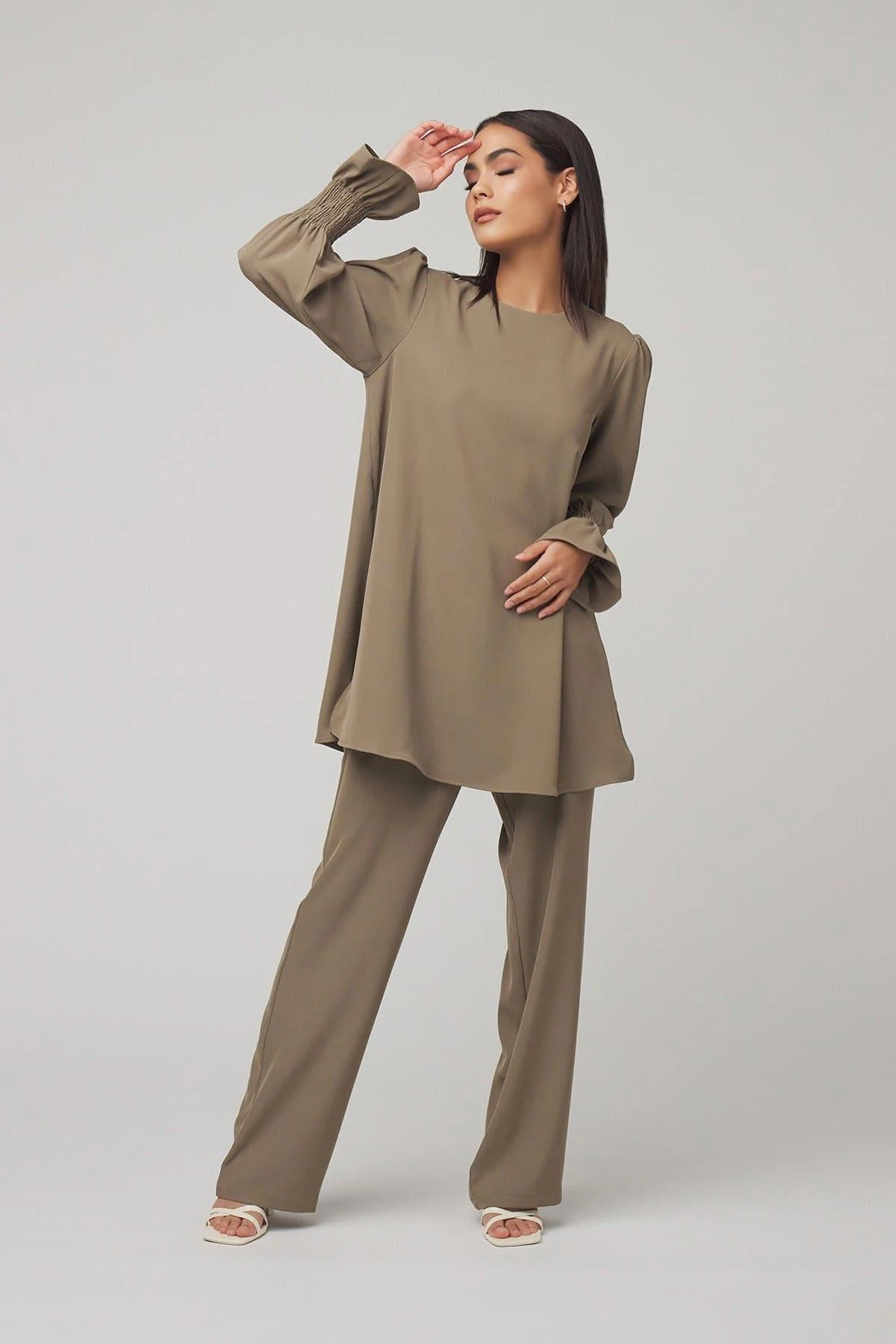 Lana Everyday Top - Olive