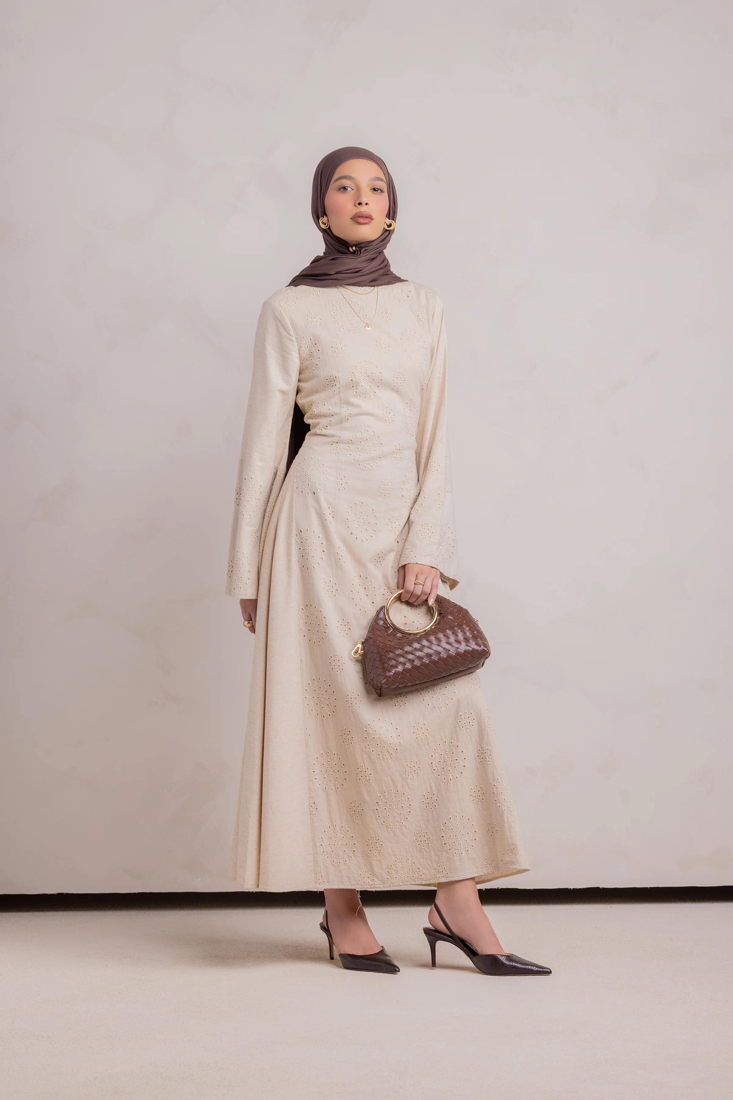 Lulwa Embroidery Dress - Dubai - Image 8