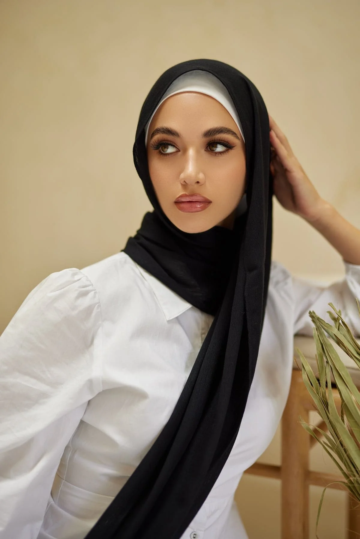 Premium Rayon Hijab- Yusra - Image 3