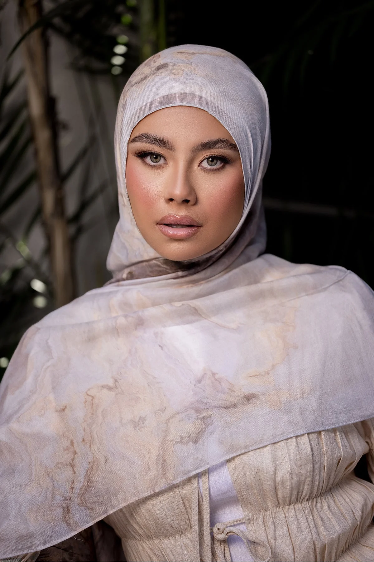 Slate Print Modal Hijab - Image 4