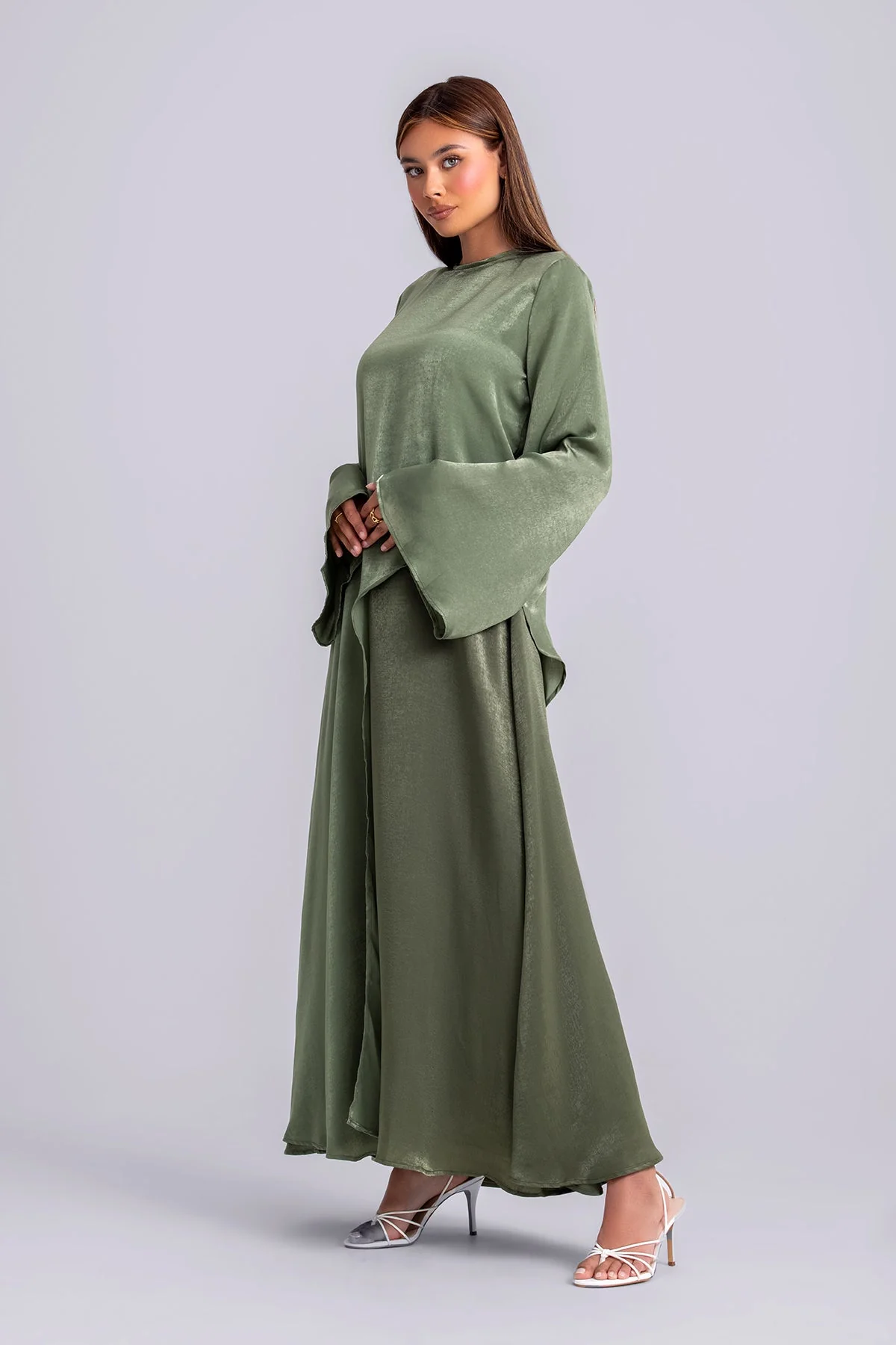 Zahra Two Piece Abaya Set- Forest Green - Image 5