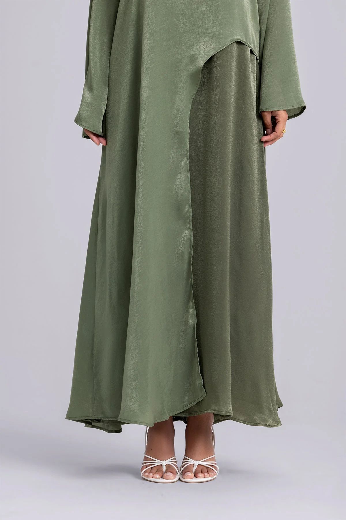 Zahra Two Piece Abaya Set- Forest Green - Image 9