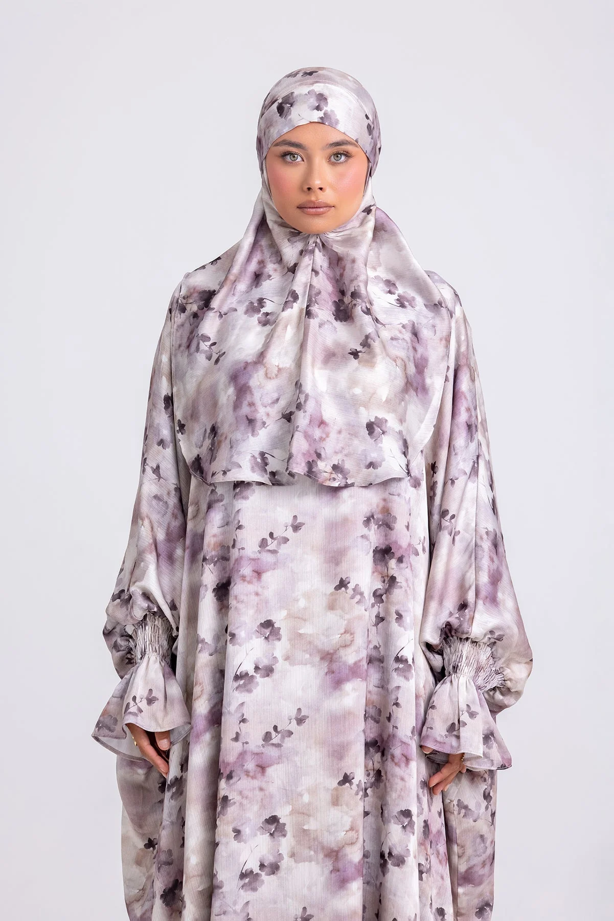 Zaynab Abaya and Matching Hijab Prayer Set- Lilac Paradise - Image 3