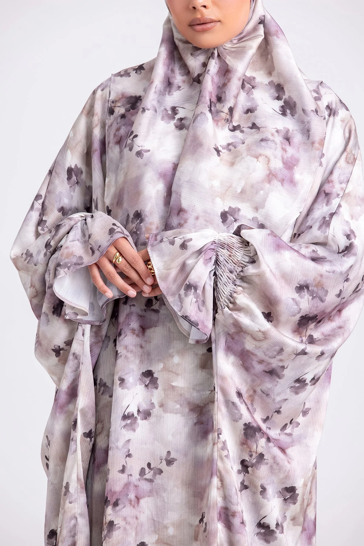 Zaynab Abaya and Matching Hijab Prayer Set- Lilac Paradise - Image 6